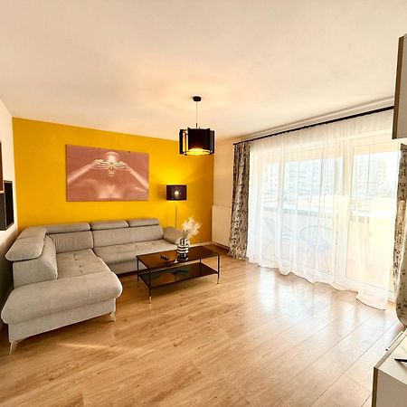 Kasper Coresi Mall - Rise Private Apartments & Suites Braşov Extérieur photo
