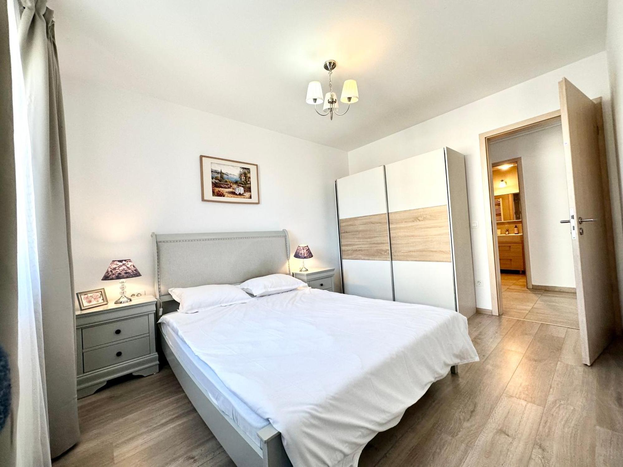 Kasper Coresi Mall - Rise Private Apartments & Suites Braşov Extérieur photo