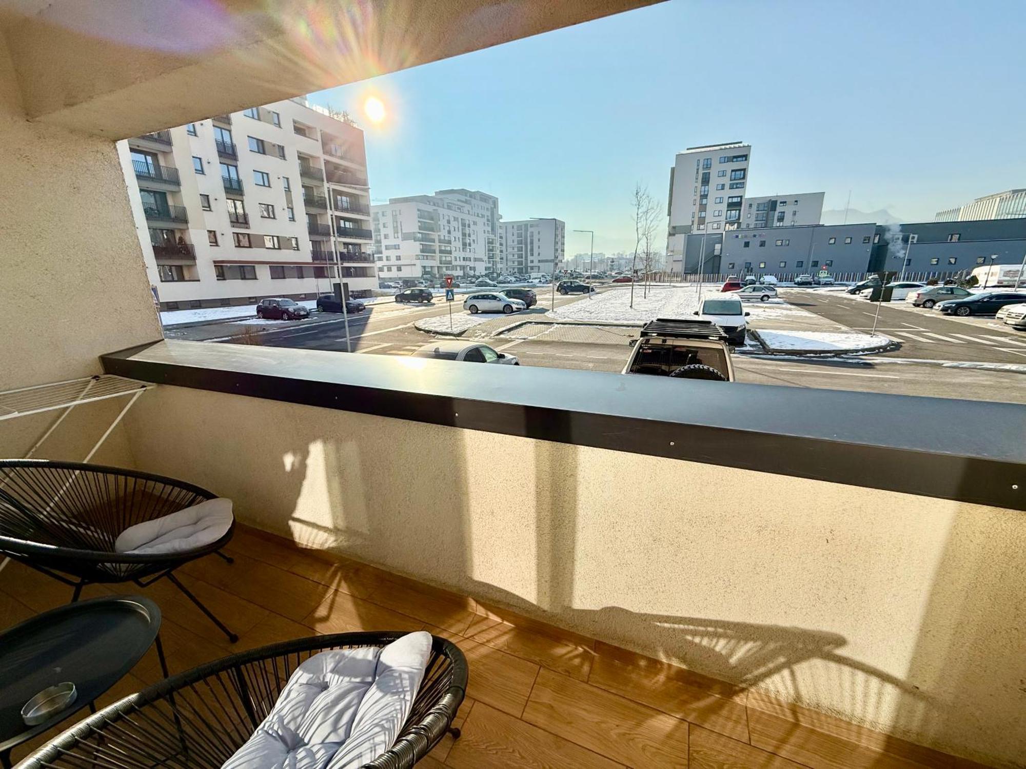 Kasper Coresi Mall - Rise Private Apartments & Suites Braşov Extérieur photo